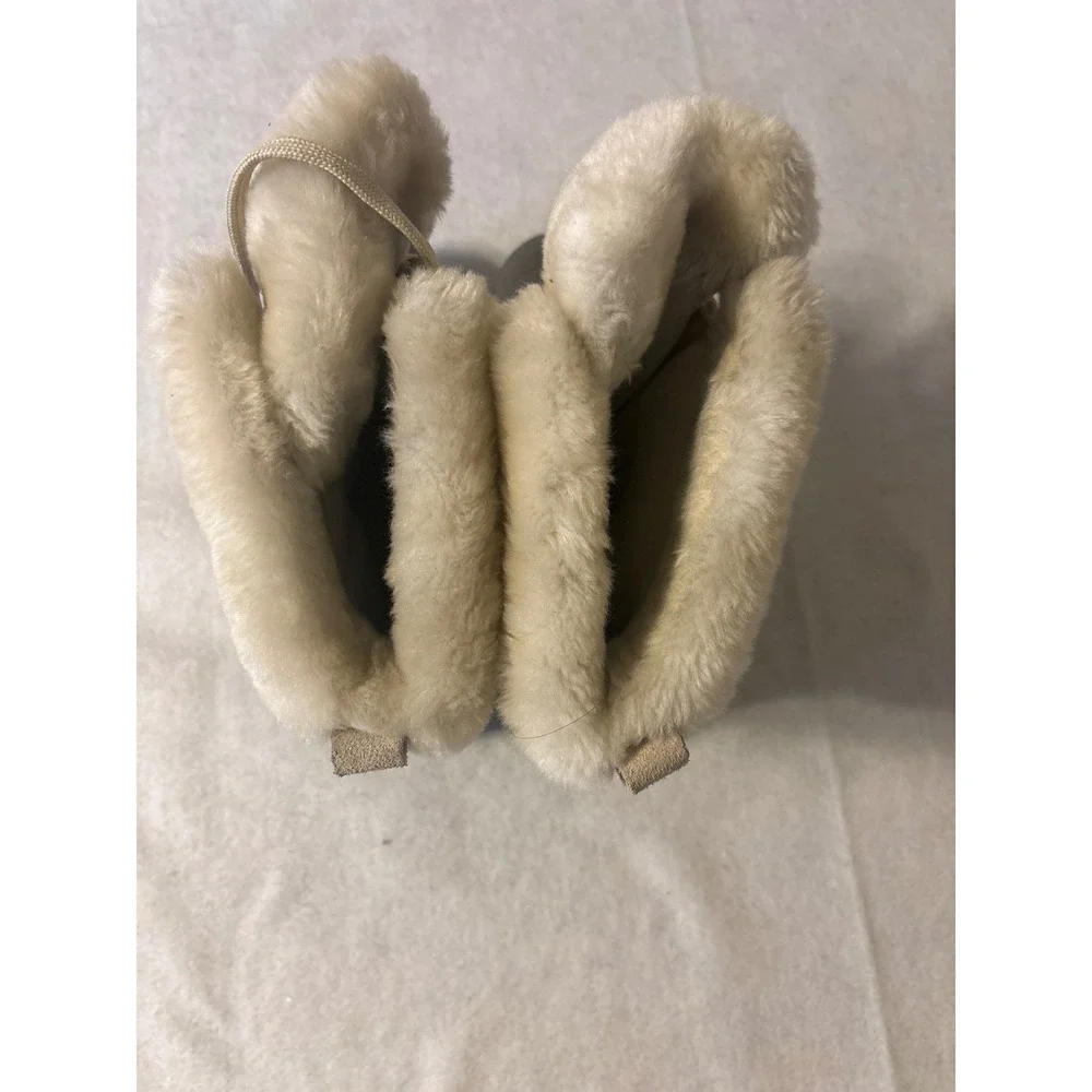 Columbia Bugaboot Winter Boots Kids Size 8 Beige Good Waterproof Faux Fur Lining